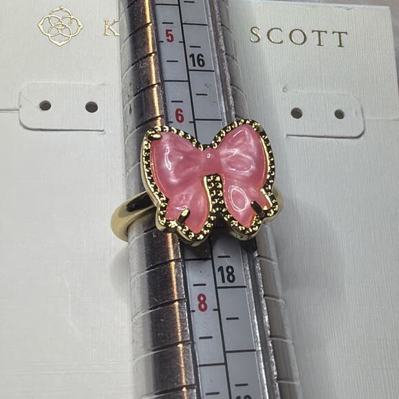 Kendra Scott Haley Bow Ring Gold Plated Blush Ivory Mother‑of‑Pearl 7 Dust Bag - Picture 1 of 7